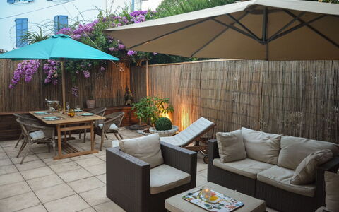 2 Bedroom Apt In Cannes