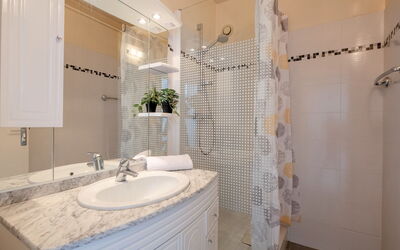 Alojamiento:&nbsp;Le Maxime 455.1