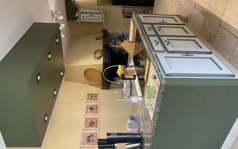 La Princesse: Propiedad, Gabinetes, Diseño De Interiores, Arquitectura, Piso, Suelo, Propiedad Material, Mostrador, Cocina, Madera