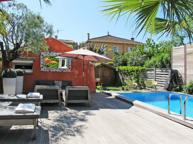 Le Petit Clos (Max320)