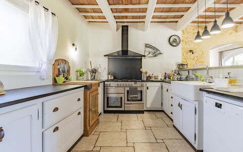 Le Mas des Buis: Cabinetry, Countertop, Sink, Drawer, Wood, Kitchen, Interior Design, Flooring, Floor, Wood Stain