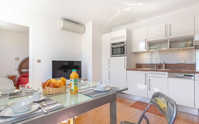 Accommodation:&nbsp;Boulevard Louis Blanc 260.2