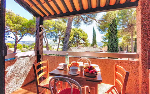 Saint Cyr sur Mer les Lecques 255: Legna, Mobilia, Shade, Mobili Da Esterno, Tavolo Esterno, Sedia, Balcone, Color Legno, Cucina & Sala Da Pranzo Tavolo, Cortile