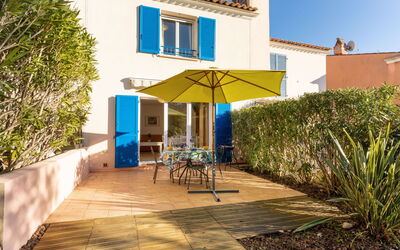 Le Mas D'Esquières 16