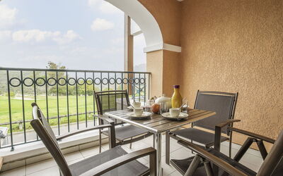 Accommodation:&nbsp;Le Village (C3 217) 400.39