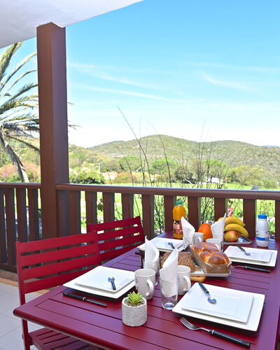 Le Village C3 215 400.77