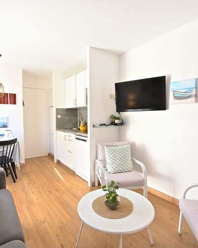 Le Village (C5 235) 400.52