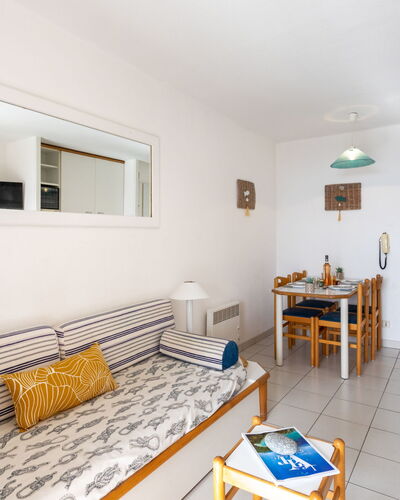 Le Village (B1 331) 400.19