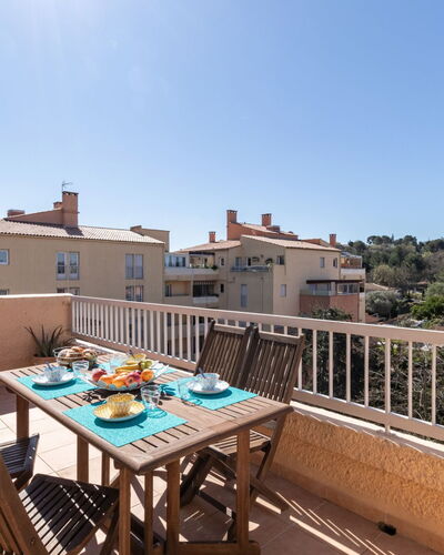 Les Roches Bleues 105.1