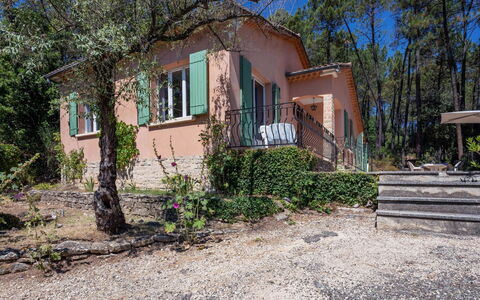 Les Ecureuils: Acqua, Cielo, Pianta, Costruzione, Azzurro, Paesaggio Naturale, Albero, Corpo D'Acqua, Spiaggia, Terreno