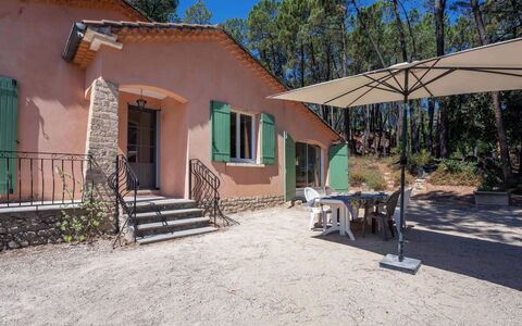 Les Ecureuils: Acqua, Cielo, Pianta, Costruzione, Azzurro, Paesaggio Naturale, Albero, Corpo D'Acqua, Spiaggia, Terreno