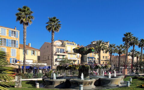 Le Grand Vallon: Nieve, Cielo, Nube, Montaña, Edificio, Pendiente, Árbol, Planta, Casa, Paisaje Natural