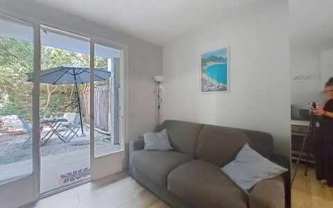 Accommodation:&nbsp;Les Aigues Marines 800.78