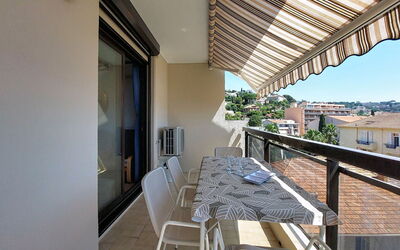 Logement:&nbsp;Saint James 200.15
