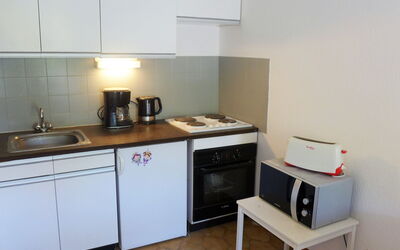 Accommodation:&nbsp;La Croix du Sud 240.3