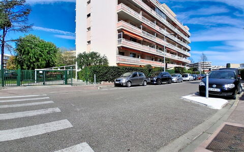 Le Chaville: Wohnung, Eigentumswohnung, Winter, Bergdorf, Schnee