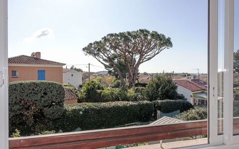 La Cadière: Boligområde, Hjem, Lejlighed, Altan, Skygge, Dagslys, Villa, Veranda