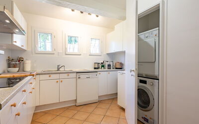 Accommodation:&nbsp;El Cantarello 194.2