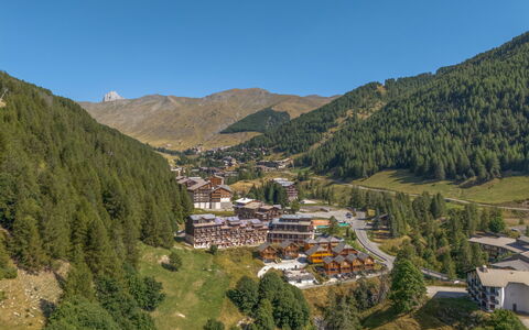 C. du Verdon: Accidentes Geográficos Montañosas, Montaña, Colina, Paisaje, Cordillera, Tierras Altas, Hill Station, Valle, Área Rural, Pueblo