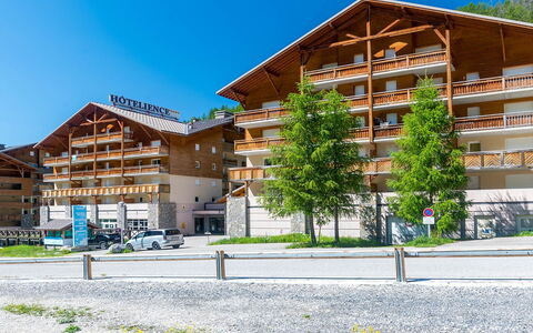 C. du Verdon: Hôtel, Gelé