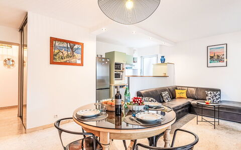 Les Terrasses de Portissol: Shade, Balcony, Hotel, Villa, Resort, Outdoor Furniture