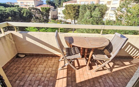 Six Fours la Coudoulière 645: Arbuste, Domicile, Maison, Biens, Manoir, Maison Historique, Villa, Siding