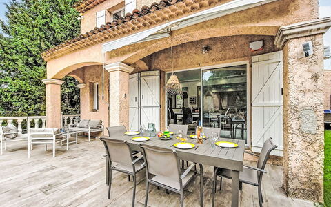 Saint Cyr sur Mer les Lecques 352: Zee, Kust En Oceanic Landvormen, Oceaan, Kust, Strand, Kust, Balkon, Tropen, Baai