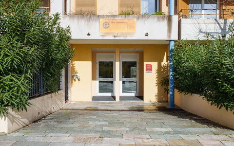 Virginia: Gebäude, Wand, Fenster, Wohngebiet, Nachbarschaft, Fassade, Haus, \Stadt, Zuhause, Balkon