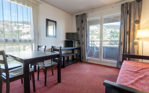 Virginia: Gebäude, Wand, Fenster, Wohngebiet, Nachbarschaft, Fassade, Haus, \Stadt, Zuhause, Balkon