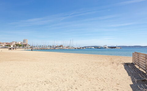 Maison Lou Oustaou: Acqua, Corpo D'Acqua, Spiaggia, Costa, Costiera E Morfologie Oceanic, Orizzonte, Estate, Sabbia, Mare, Riva