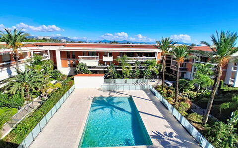 Le Royal Cap: Tree, Residential Area, Swimming Pool, Resort, Apartment, Urban Design, Eco Hotel, Shade, Estate, Hacienda