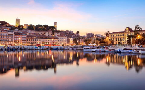 Le San Francisco: Blue, Water, Body Of Water, City, Horizon, Waterway, Boat, Channel, Watercraft, Human Settlement