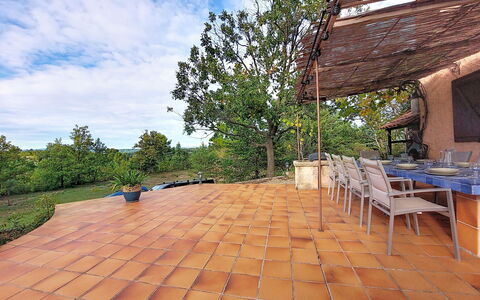 Lou Pantail: Piscina, Ricorrere, Hotel, Shade, Villa, Balcone, Eco Hotel, Resort Citta ', Fotografia Aerea