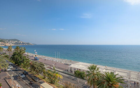 Le Savoy Promenade des Anglais: Corpo D'Acqua, Costa, Orizzonte, Spiaggia, Mare, Costiera E Morfologie Oceanic, Oceano, Paesaggio, Riva, Tropici
