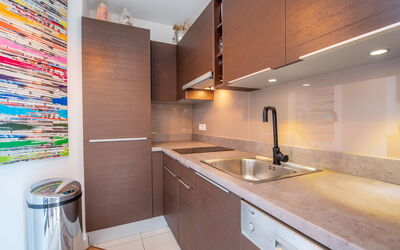 Accommodation:&nbsp;Beau Rivage 170.5