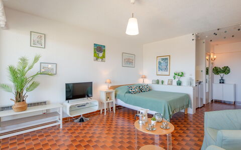 Accommodation:&nbsp;Les Côteaux du Préconil 480.6