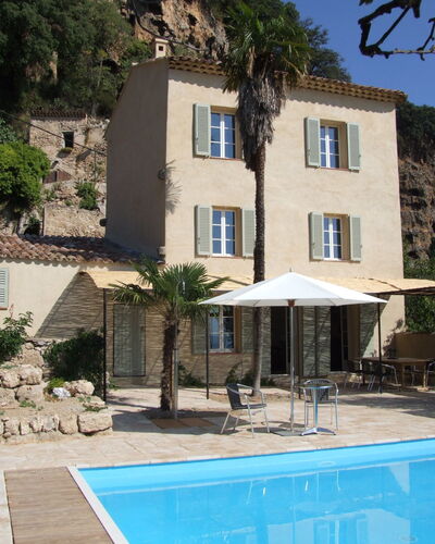 Maison Des Escaillons, Cotignac