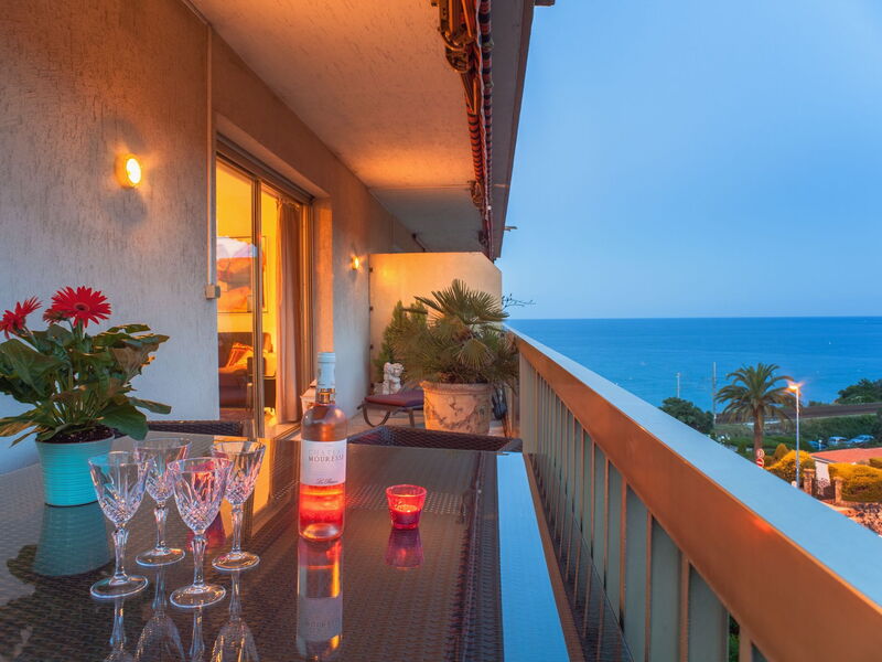 Le Castellet 2, La Napoule