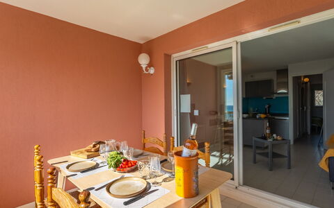 Les Morières: Table, Furniture, Property, Tableware, Food, Building, Orange, Wood, Interior Design, Chair