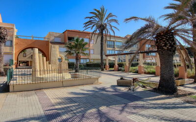 Logement:&nbsp;Les Marines D'Aryana 500.4