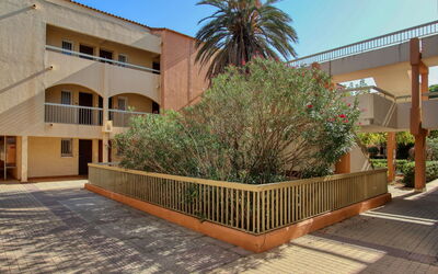 Logement:&nbsp;Les Marines D'Aryana 500.4