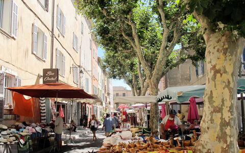 La Campagne: Fenster, Gebäude, Nachbarschaft, Baum, Stadt