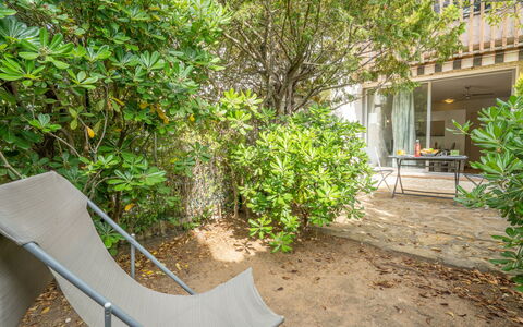 La Ciotat 207: Pianta, Comunita 'Impianto, Shade, Mobili Da Esterno, Tempo Libero, Erba, Woody Impianto, Albero, Costruzione, Groundcover