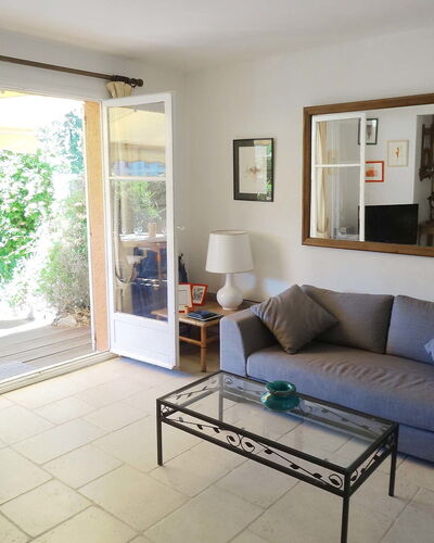 Les Mas de Cogolin 107.2