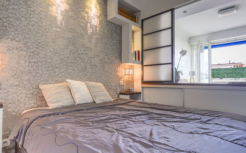 Saint Christophe: Property, Furniture, Building, Comfort, Cabinetry, Bed Frame, Interior Design, Wood, Floor, House