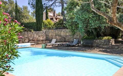 Kerkor: Blauw, Zwembad, Toevlucht, Samengesteld Materiaal, Waterpartij, Eco Hotel, Tuin, Schaduw, Hacienda, Thermae